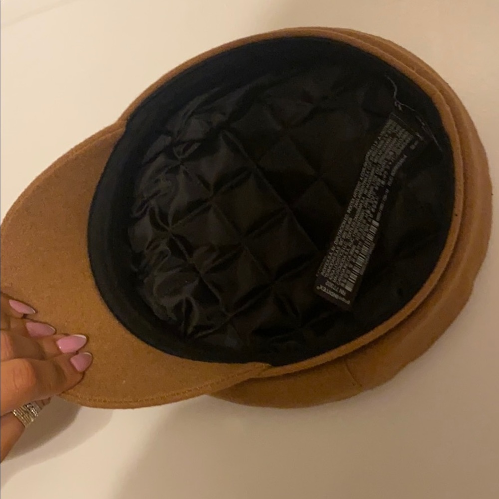 Hat - Picture 4 of 5